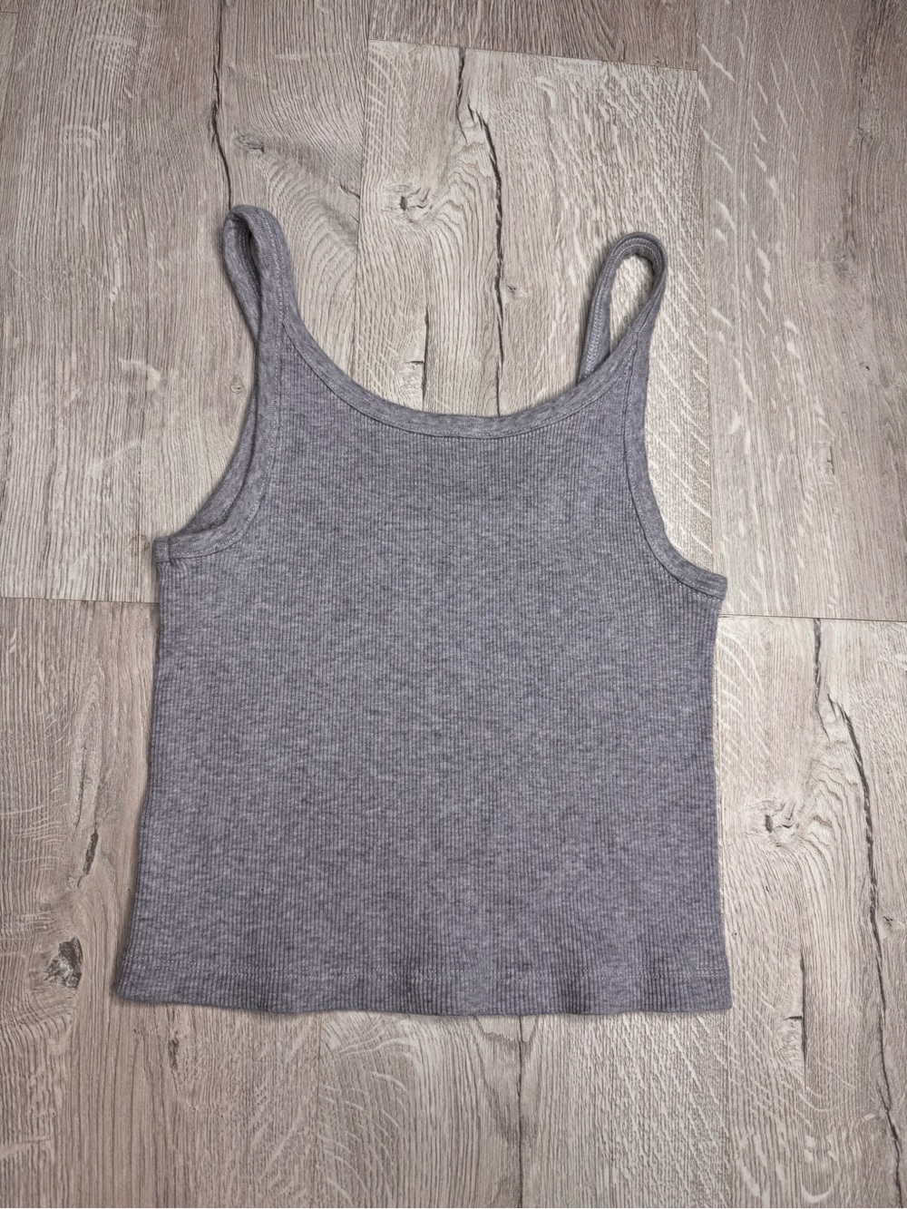 Brandy Melville Ribbed Tank Top - Women - Picture 2 of 3